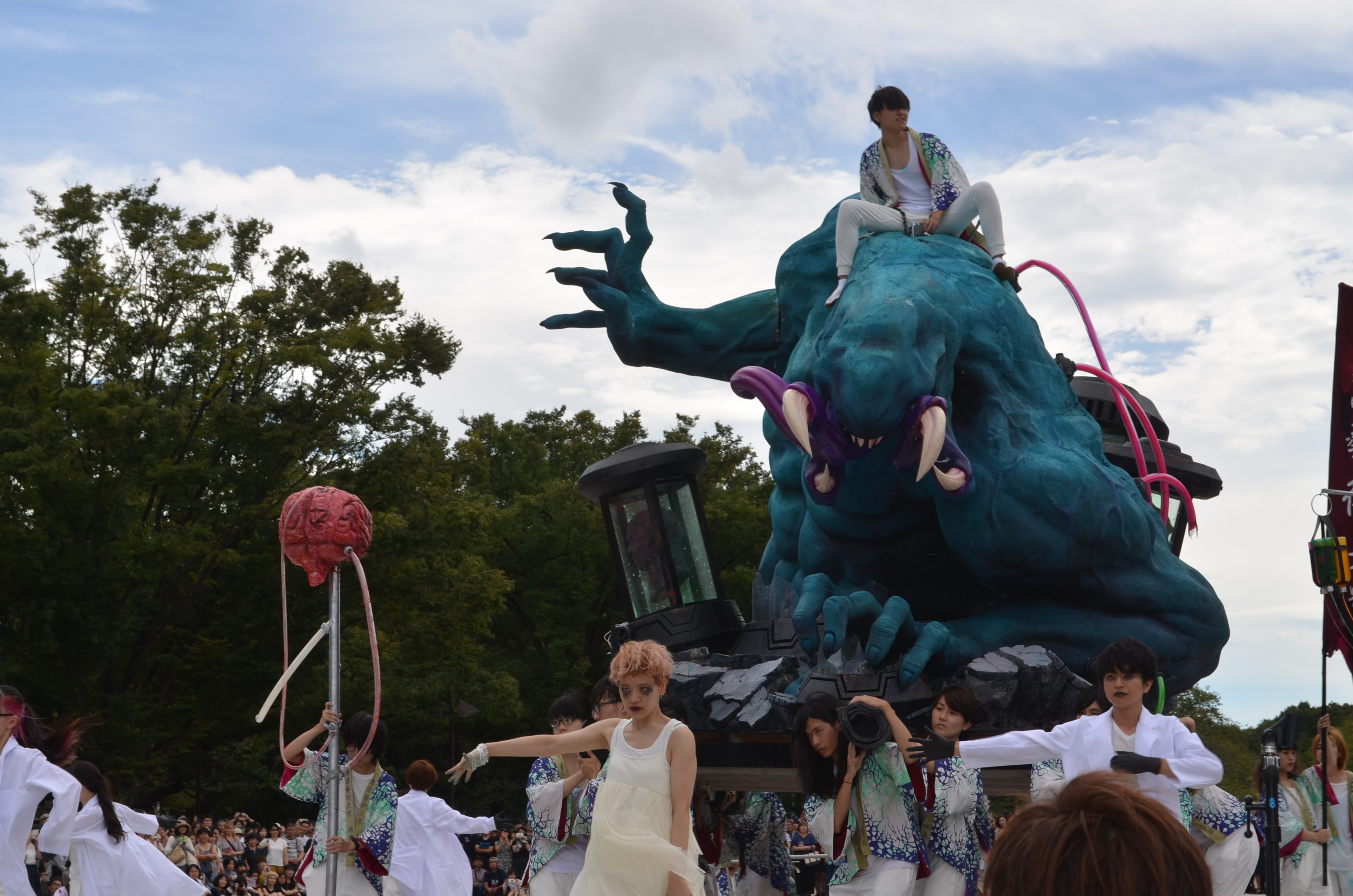 14 マッドサイエンティストパフォーマンス